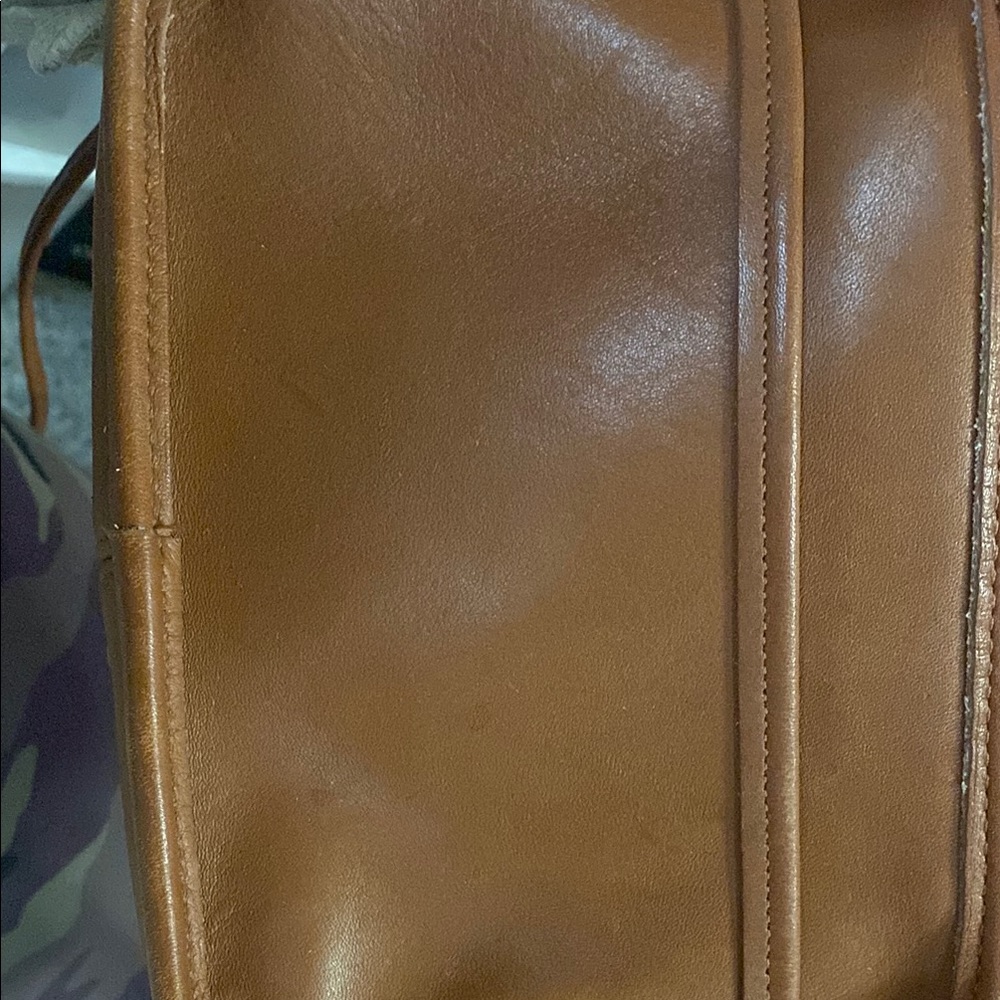 Elegant Brown Leather Crossbody Bag - Picture 5 of 5